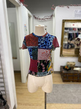 Load image into Gallery viewer, Desigual mesh top S
