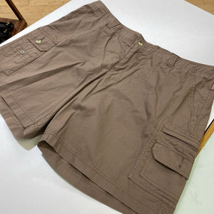 Columbia cargo shorts 16