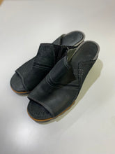 Load image into Gallery viewer, Sorel Joanie wedge mules 9
