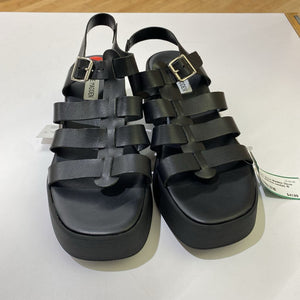 Steve Madden platform sandals 10