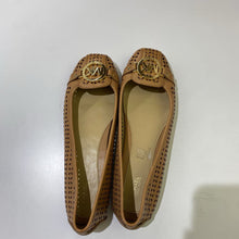 Load image into Gallery viewer, Michael Kors perforated flats 9
