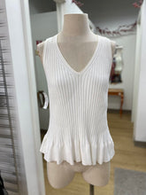 Load image into Gallery viewer, Theory ribbed top L
