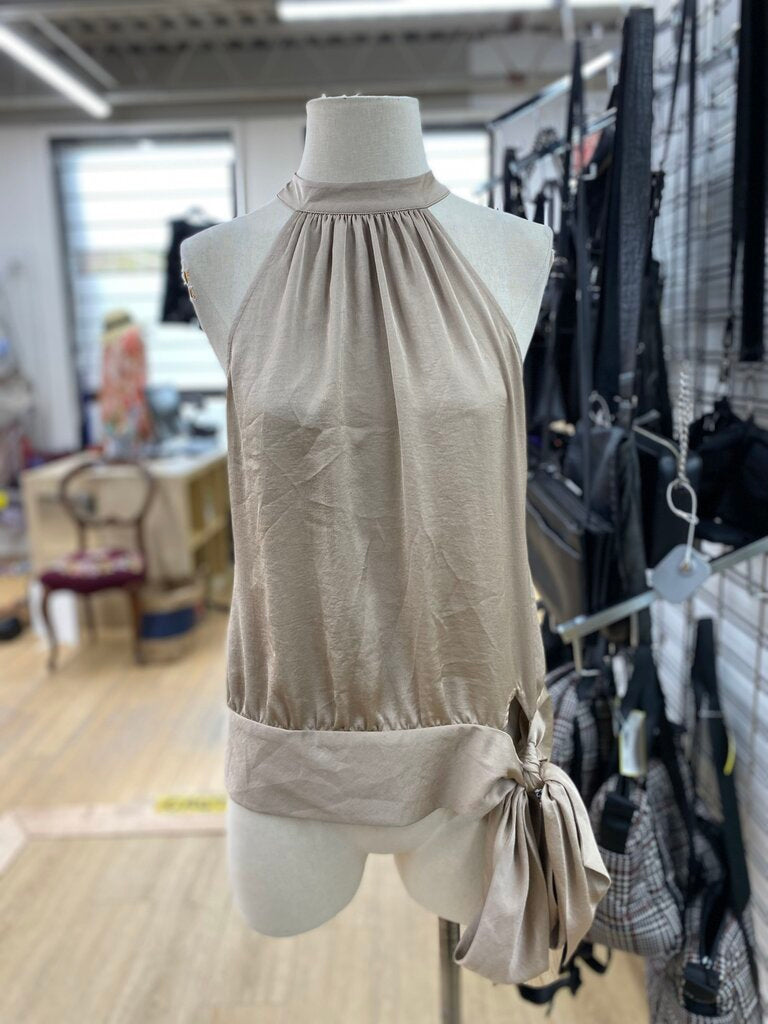 Trina Turk satiny top S