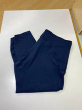 Load image into Gallery viewer, Lululemon crop leggings 20
