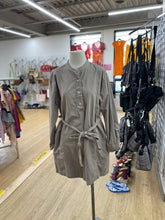Load image into Gallery viewer, Gap Denim Dress M
