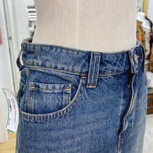 Load image into Gallery viewer, Mango denim skirt XS
