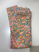 Load image into Gallery viewer, Lilly Pulitzer jeans 00
