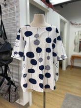 Load image into Gallery viewer, Emerson Rose polka dot top XL
