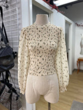 Load image into Gallery viewer, Twik/Simons ruched top M
