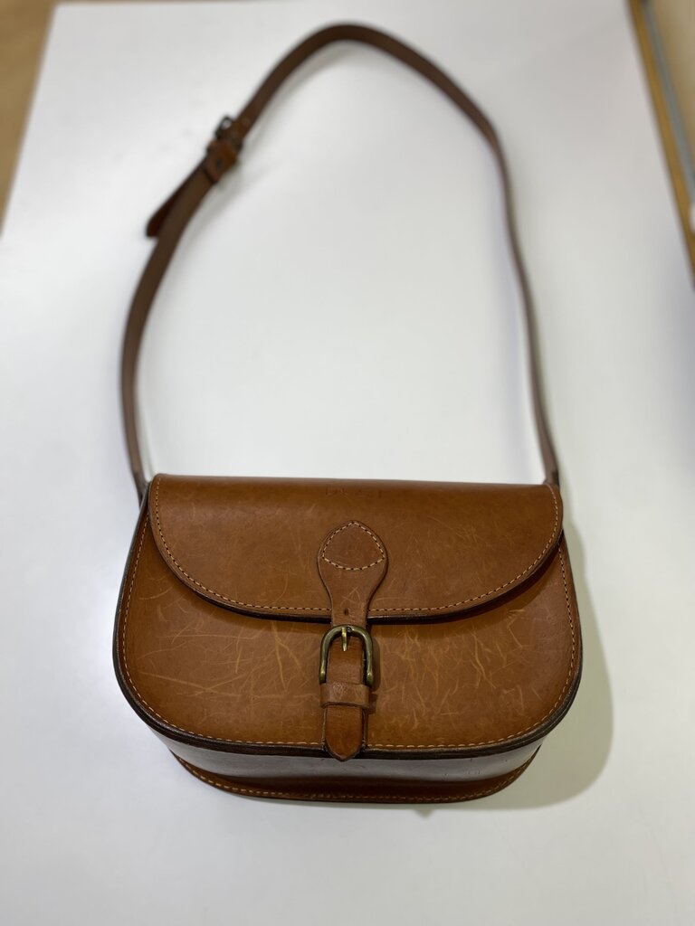 Dust leather crossbody