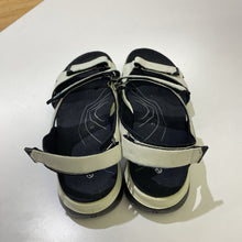 Load image into Gallery viewer, Ecco velcro straps sandals 41

