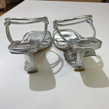 Load image into Gallery viewer, Caverly Kolt Heel Crinkle Silver sandals NWOT 37

