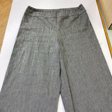 Load image into Gallery viewer, Nic &amp; Zoe linen blend pants 10

