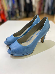 Ecco peep toe heels NWOT 38