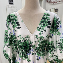 Load image into Gallery viewer, Marks &amp; Spencer satiny maxi dress 6p(UK 10)
