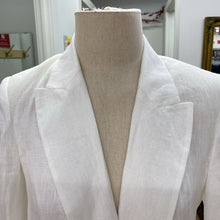 Load image into Gallery viewer, Zara lined linen blazer NWT XS

