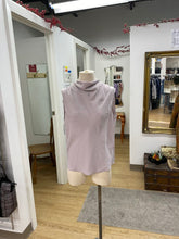 Load image into Gallery viewer, Babaton Carter top NWT XS

