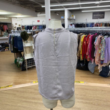Load image into Gallery viewer, Babaton Carter top NWT XS
