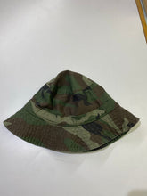 Load image into Gallery viewer, TNA camo bucket hat S/M
