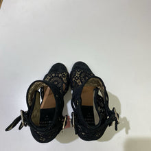 Load image into Gallery viewer, Laurence Dacade Lace sandals 38
