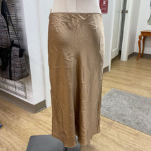Load image into Gallery viewer, Wilfred silk skirt 8
