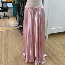 Load image into Gallery viewer, Ralph Lauren vintage satin skirt M
