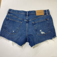 Load image into Gallery viewer, Lucky Brand denim shorts 6
