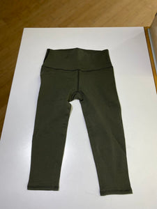Lululemon Capri leggings S