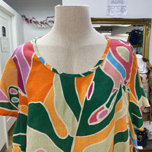 Load image into Gallery viewer, Christian Siriano geo print sweater 2X
