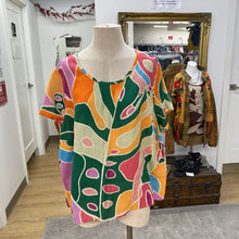 Load image into Gallery viewer, Christian Siriano geo print sweater 2X
