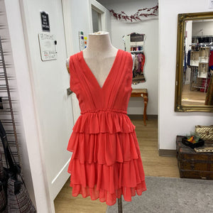 Dynamite tiered dress M