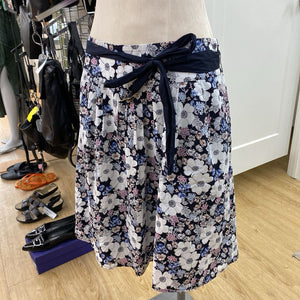 Ann Taylor floral skirt 6