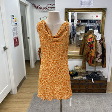 Load image into Gallery viewer, Reformation Kristine Dress 8 NWT
