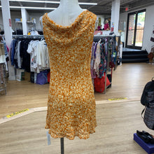 Load image into Gallery viewer, Reformation Kristine Dress 8 NWT
