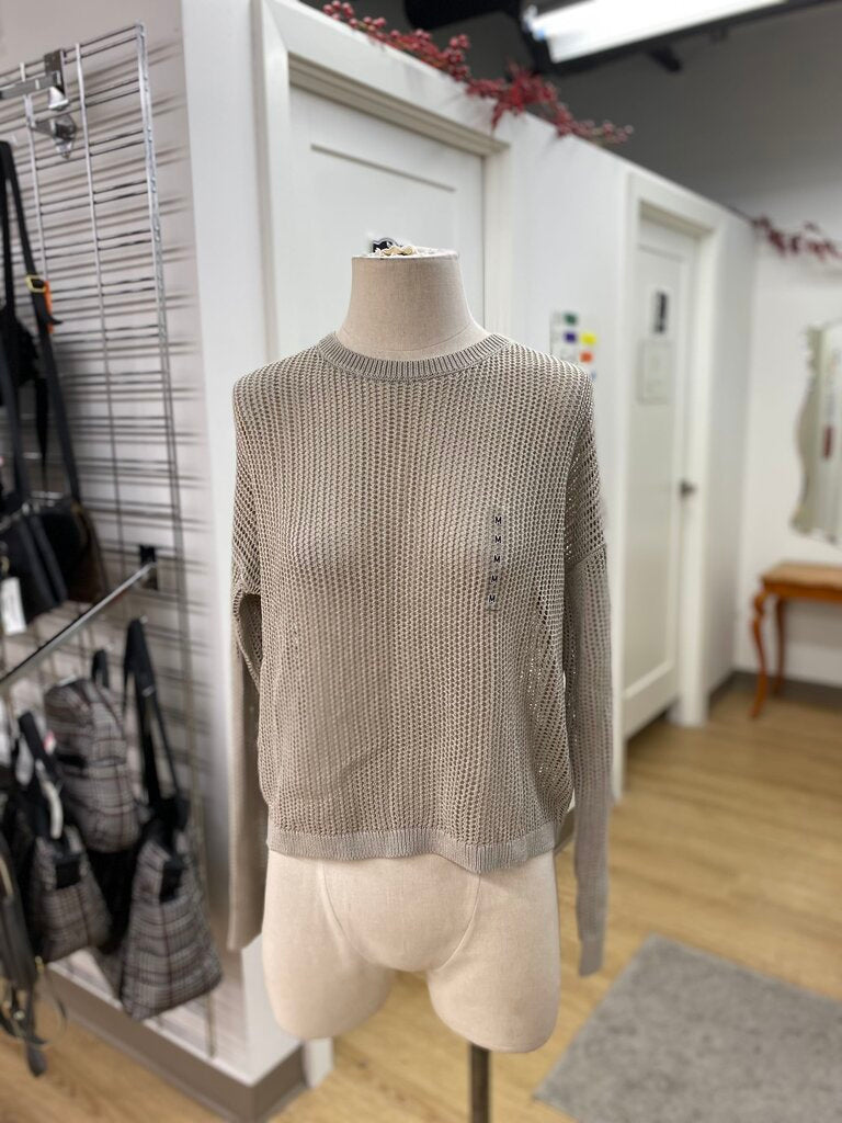 Uniqlo open knit top NWT M