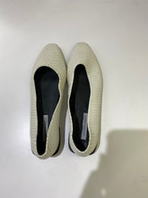 Load image into Gallery viewer, Saks fifth Ave square heel flats 8
