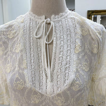 Load image into Gallery viewer, Anthropologie lace dress XXS
