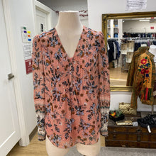 Load image into Gallery viewer, Veronica Beard floral top 0
