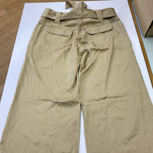 Load image into Gallery viewer, Tommy Hilfiger flowy pants 8
