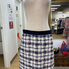 Load image into Gallery viewer, Escada tweed skirt 38
