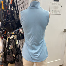 Load image into Gallery viewer, Nike Sportswear golf top NWT S
