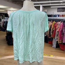 Load image into Gallery viewer, United Colours of Benetton top S
