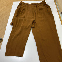 Load image into Gallery viewer, Zara crossover pants L
