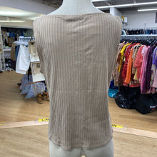Load image into Gallery viewer, Cyrus ribbed top XL
