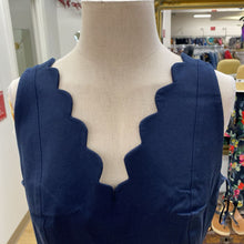Load image into Gallery viewer, Banana Republic scalloped fitted dress 12
