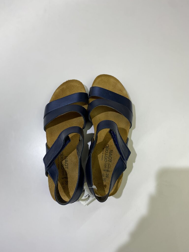 Naot pearl finish leather sandals 39