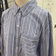 Load image into Gallery viewer, Dynamite cropped top M
