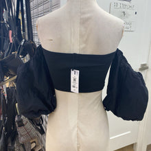Load image into Gallery viewer, Dynamite top M NWT
