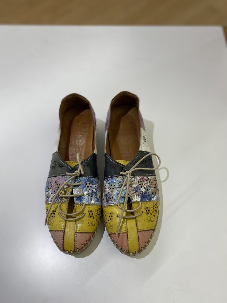 Spring Step rubber wedge shoes 38