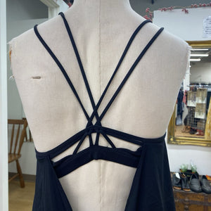 Lululemon flowy tank w bra 8